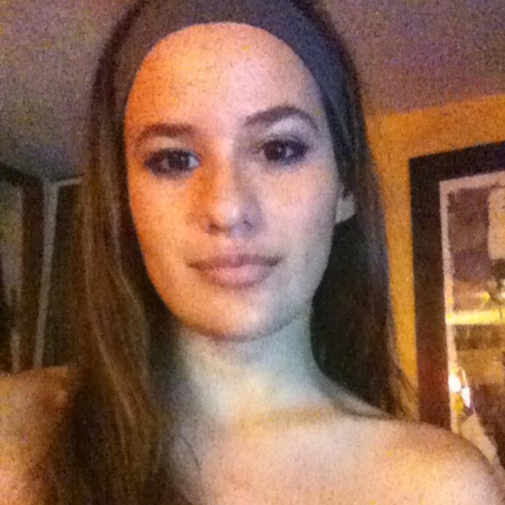 Meet your Posher, Alexandra